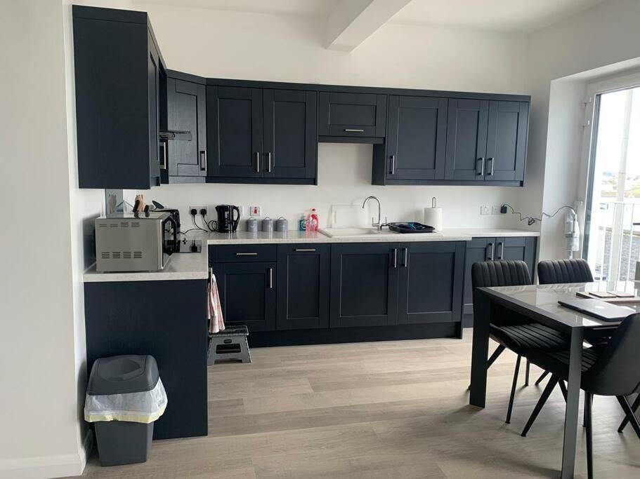 Modern Apartment With Sea Views Portrush Eksteriør billede
