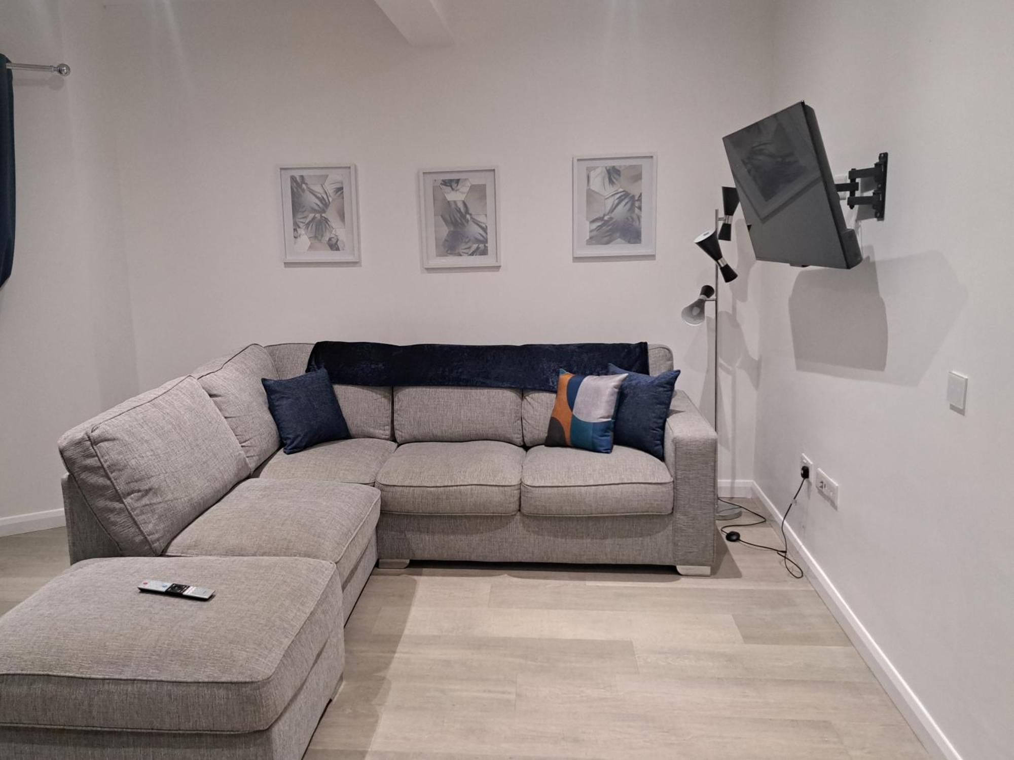 Modern Apartment With Sea Views Portrush Eksteriør billede